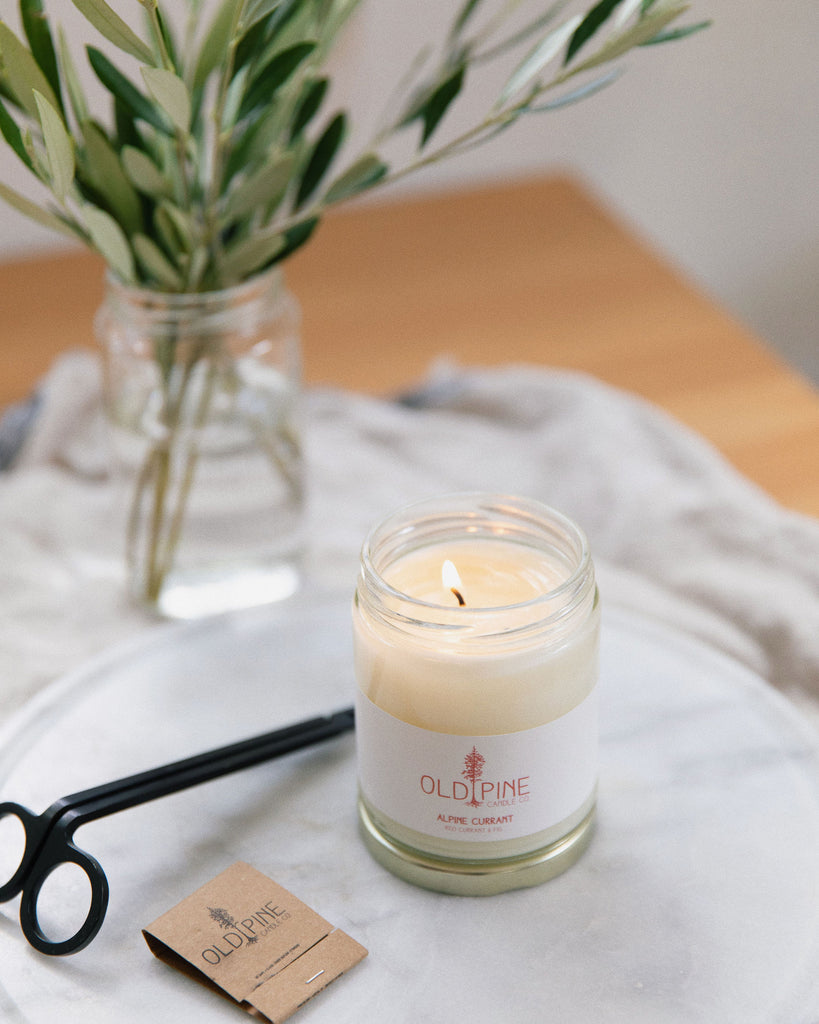 April Candle of the Month