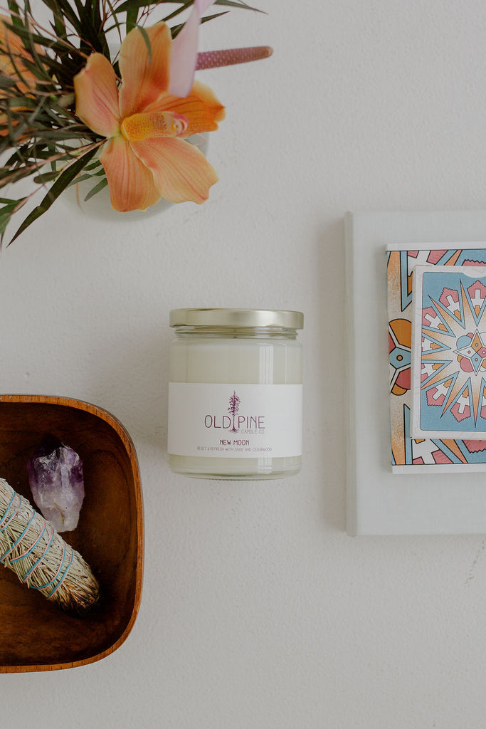 April Candle of the Month